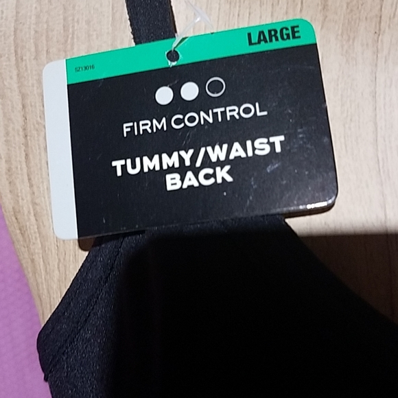 New Maidenform tummy/back/waist firm control top - Picture 5 of 8